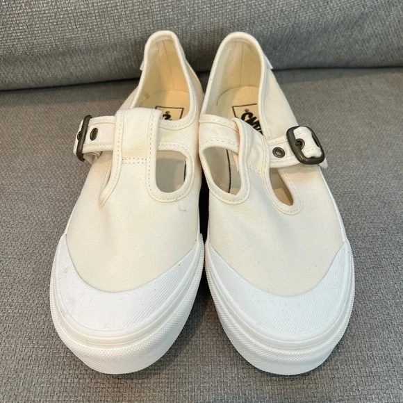 NWOB Vans Style 93 Mary Jane Cream Canvas Buckle Slip-On Sneakers Size 7.5 - Picture 2 of 12